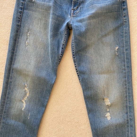 Like new MOTHER Undone Hem Dropout Cliffhanger crop denim jeans - Picture 4 of 16